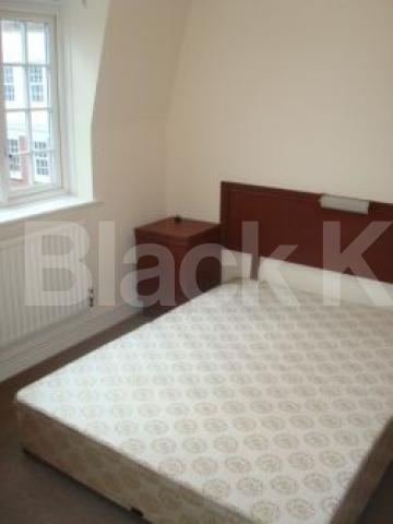 			GET IN THERE!!!, 3 Bedroom, 1 bath, 1 reception Flat			 Margery street, Kings Cross/Farringdon