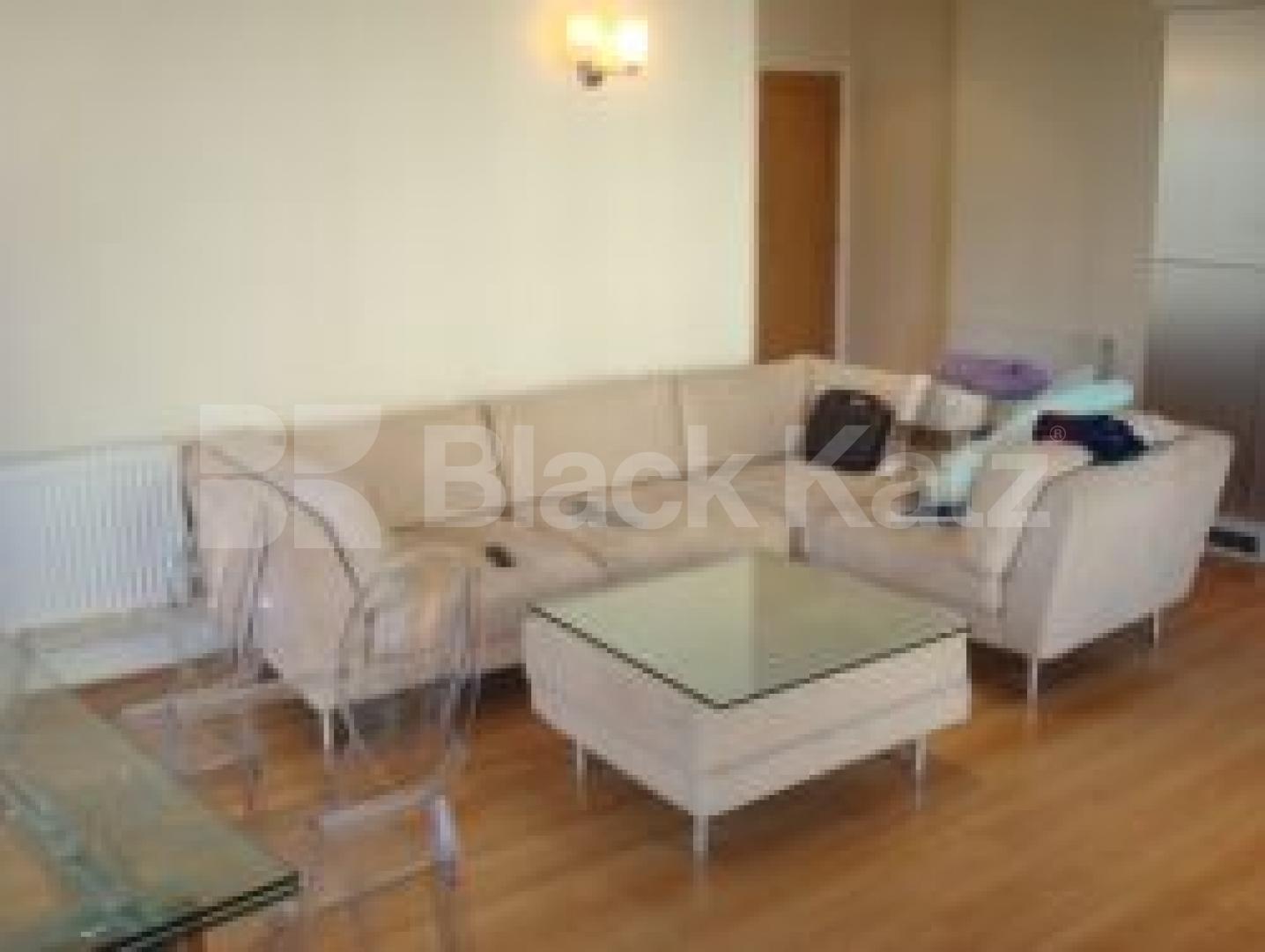			LOCATION LOCATION LOCATION !!!!!, 2 Bedroom, 1 bath, 1 reception Flat			 Baron Street, ISLINGTON/ANGEL