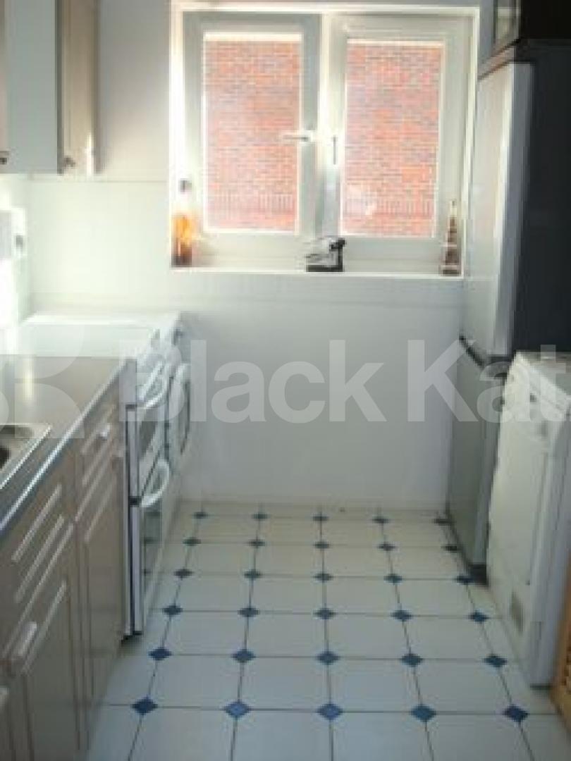 			GREAT LOCATION!!! GREAT FLAT!!! GREAT VALUE!!!, 2 Bedroom, 1 bath, 1 reception Flat			 Wynford Road, Angel Islington