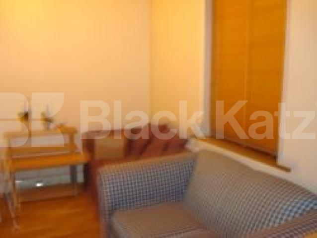 			1 Bedroom, 1 bath, 1 reception Flat			 Seven Sisters Road, FINSBURY PARK