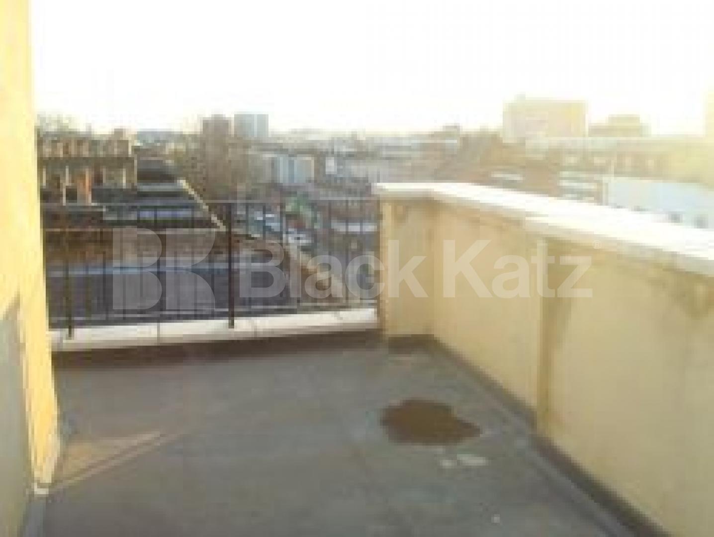 			NEW INSTRUCTION, 1 Bedroom, 1 bath, 1 reception Flat			 Caledonian Road, KINGS CROSS