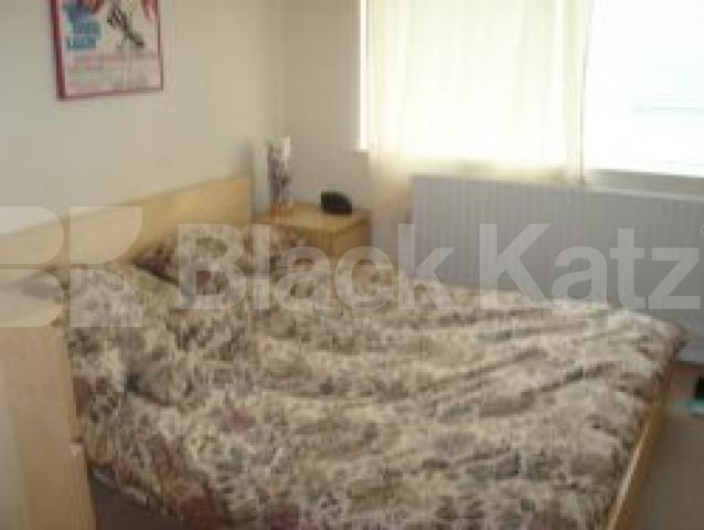 			New instruction, 2 Bedroom, 1 bath, 1 reception Flat			 Boleyn Road, Stoke Newington