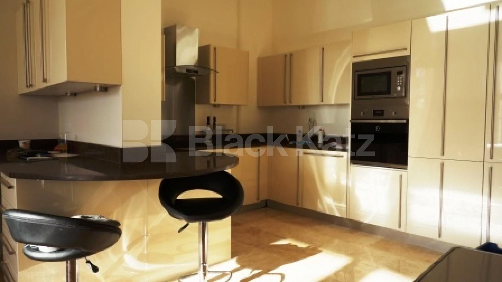 			4 Bedroom, 1 bath, 1 reception Flat			 Shepherds Hill, Highgate