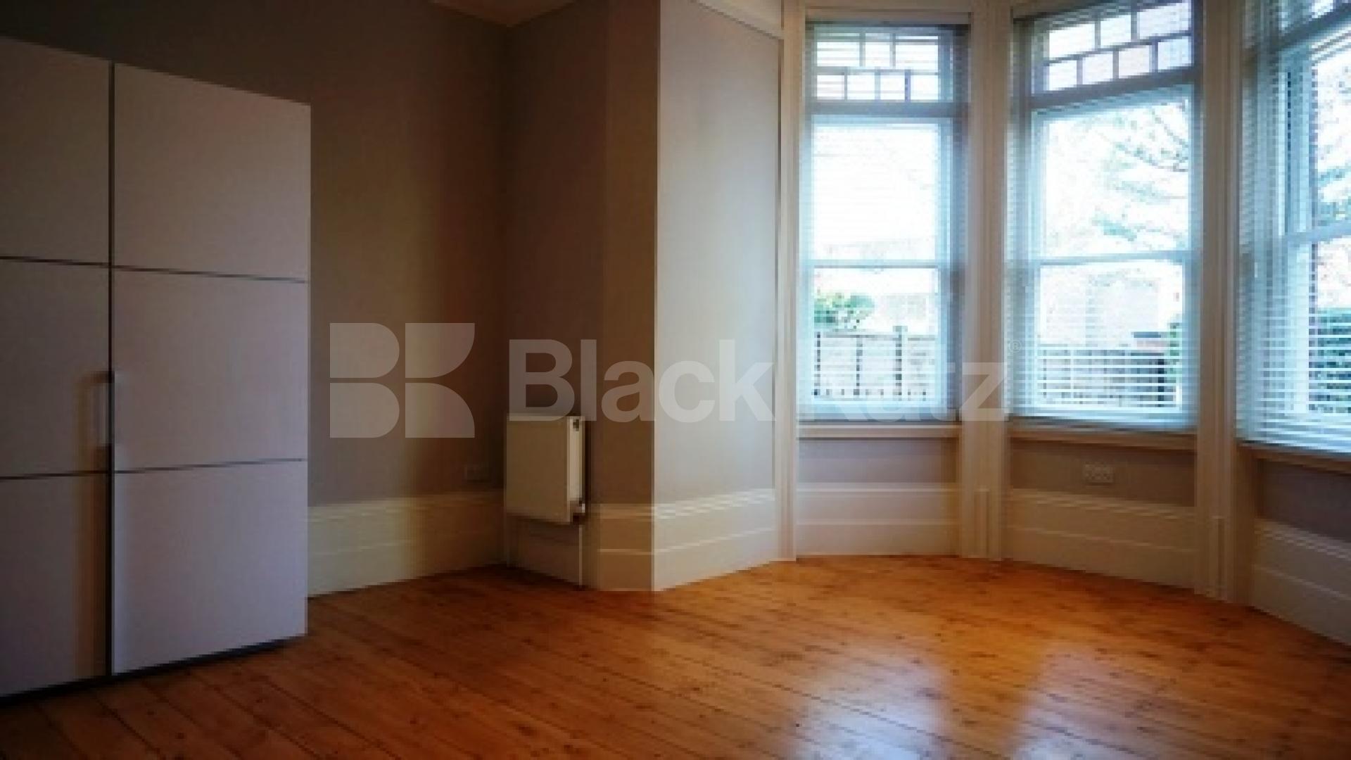 			4 Bedroom, 1 bath, 1 reception Flat			 Shepherds Hill, Highgate