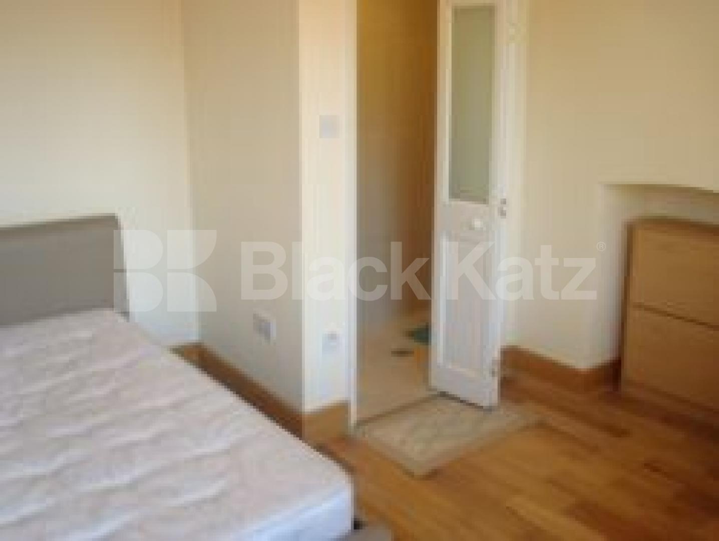 			New Instruction, 1 Bedroom, 1 bath, 1 reception Flat			 Penton Street, ANGEL N1