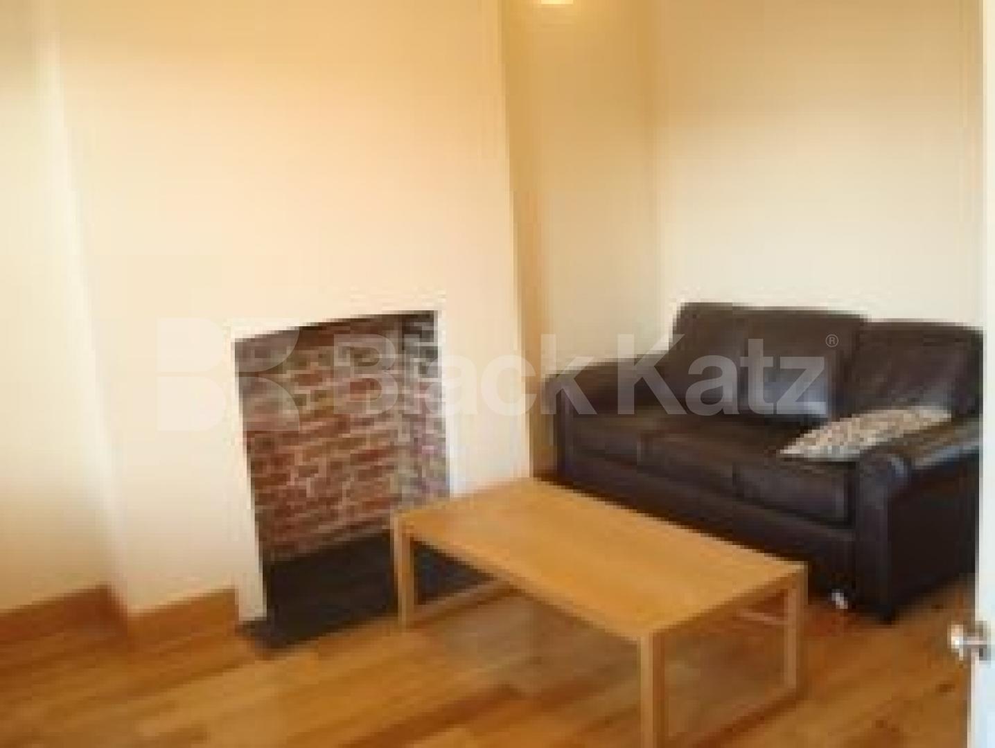 			New Instruction, 1 Bedroom, 1 bath, 1 reception Flat			 Penton Street, ANGEL N1