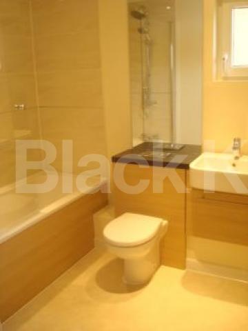 			MUST SEE !!!, 2 Bedroom, 1 bath, 1 reception Flat			 The Island Prebend Street, Angel