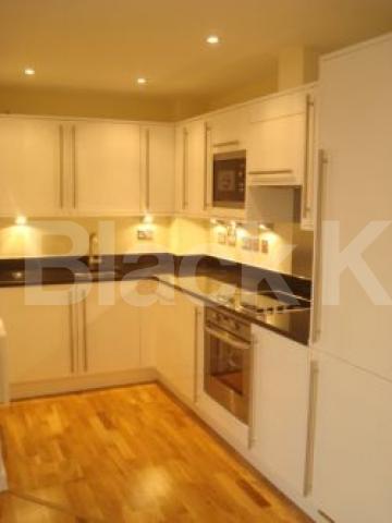 			MUST SEE !!!, 2 Bedroom, 1 bath, 1 reception Flat			 The Island Prebend Street, Angel