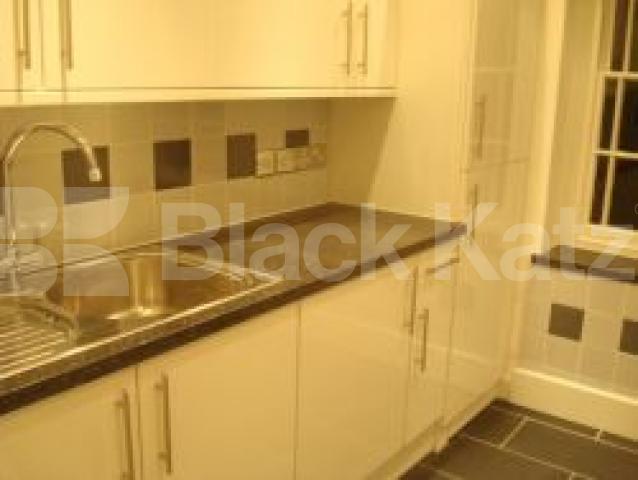 			NEW INSTRUCTION , 2 Bedroom, 1 bath, 1 reception Flat			 Myddleton Square, ANGEL-CLERKENWELL