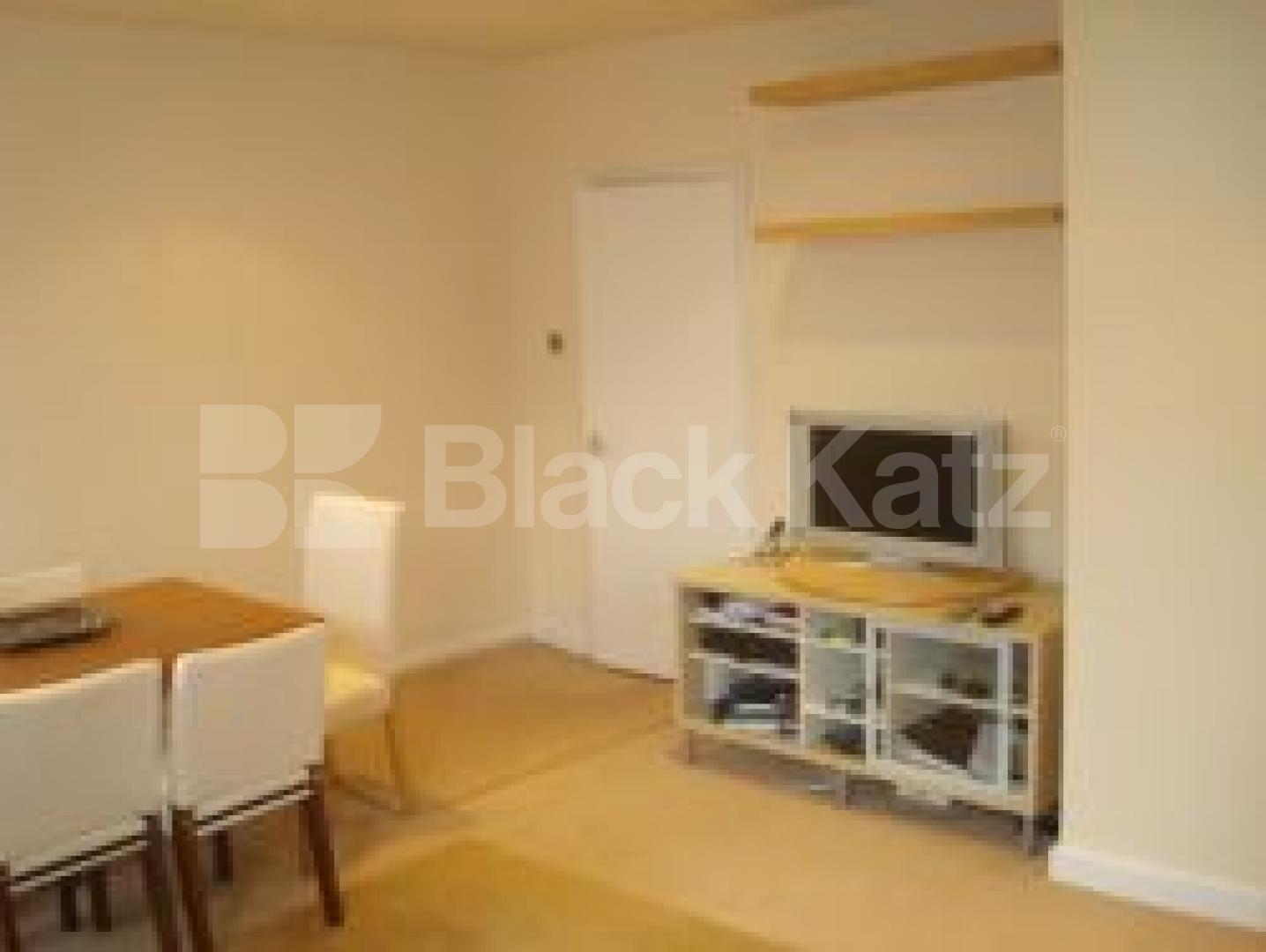 			Lovely New Instruction!!!, 2 Bedroom, 1 bath, 1 reception Flat			 Swinton Street, Kings cross