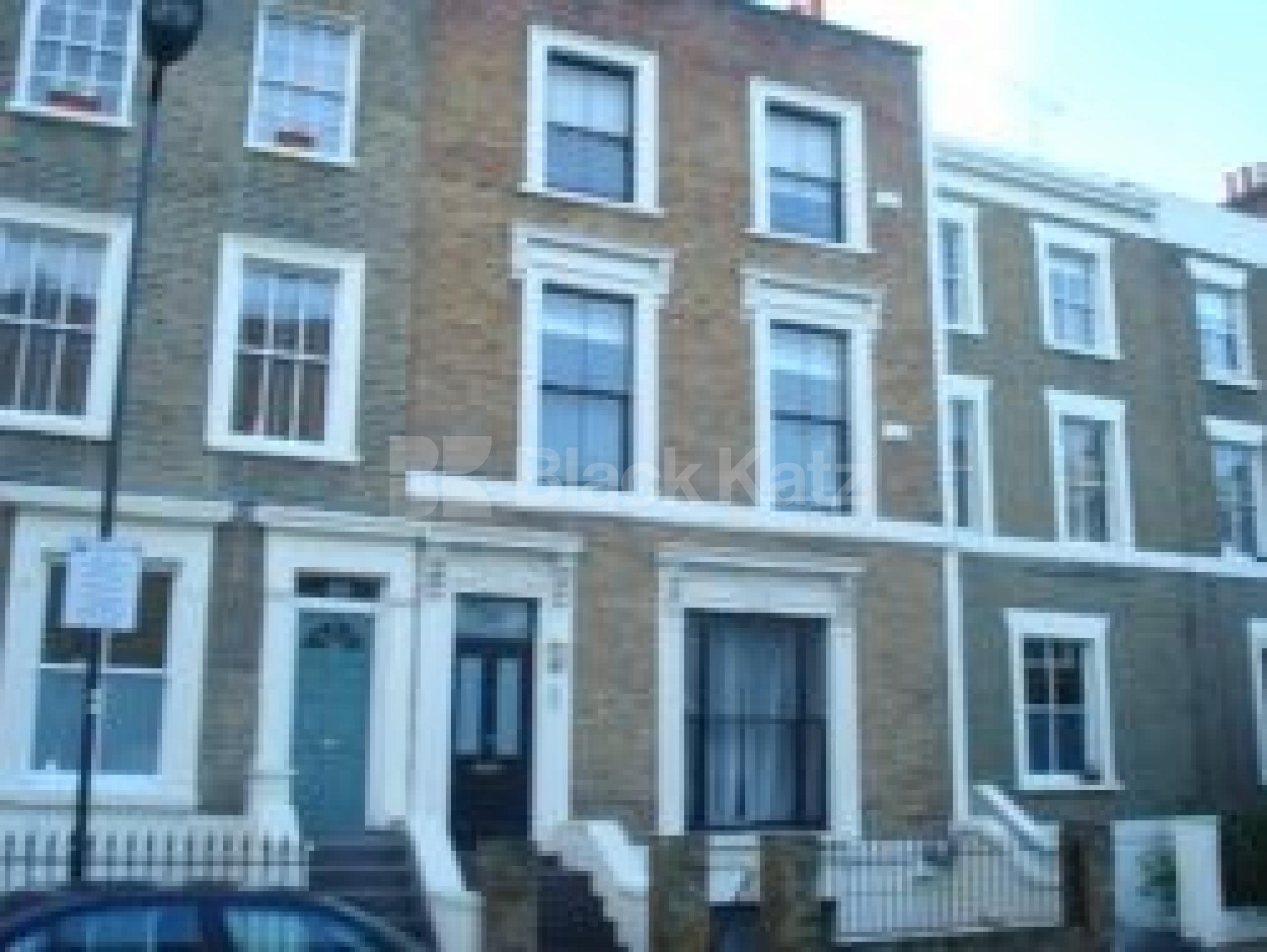 			2 Bedroom, 1 bath, 1 reception Flat			 Milton Grove, NEWINGTON GREEN N16 N16