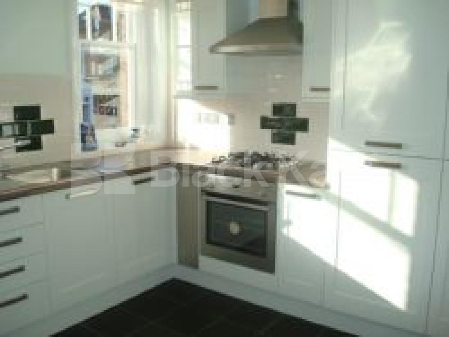 			2 Bedroom, 1 bath, 1 reception Flat			 Albany Road, STROUD GREEN