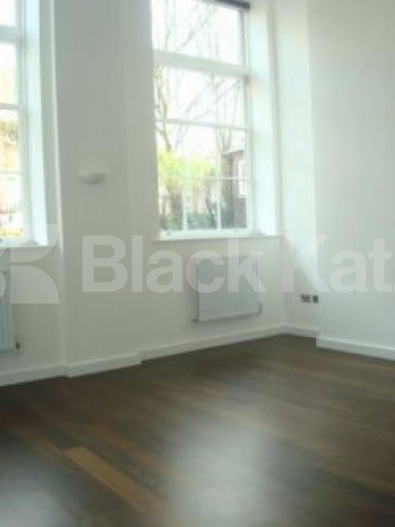 			New Instruction, 1 Bedroom, 1 bath, 1 reception Flat			 Ecclesbourne road, Angel / Islington