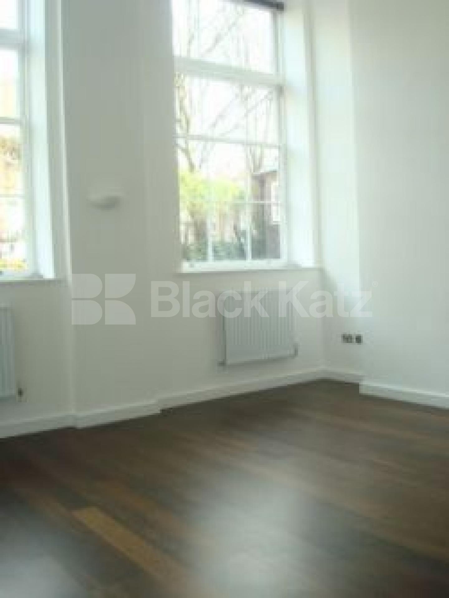 			NEW INSTRUCTION AND TRUELY AMAZING..., 2 Bedroom, 1 bath, 1 reception Flat			 Ecclesbourne road, Angel / Islington N1