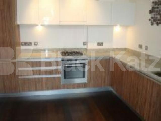 			New Instruction, 1 Bedroom, 1 bath, 1 reception Flat			 Ecclesbourne road, Angel / Islington