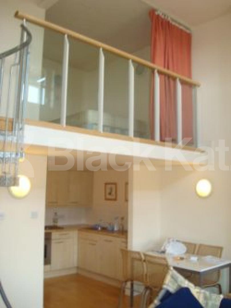 			SCHOOL CONVERSION!, 1 Bedroom, 1 bath, 1 reception Flat			 The Old School York Way, Kings Cross