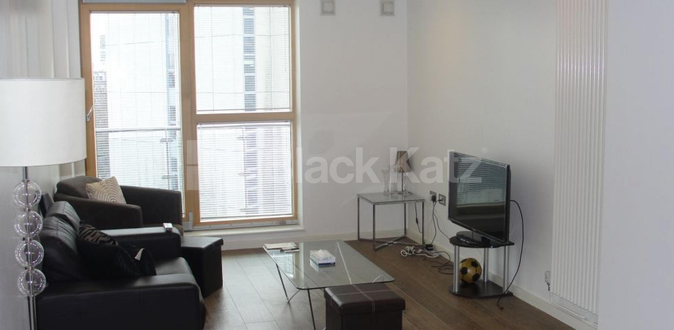 			UNDER OFFER , 1 Bedroom, 1 bath, 1 reception Apartment			 Boulevard Mansions. Borough Road, Borough