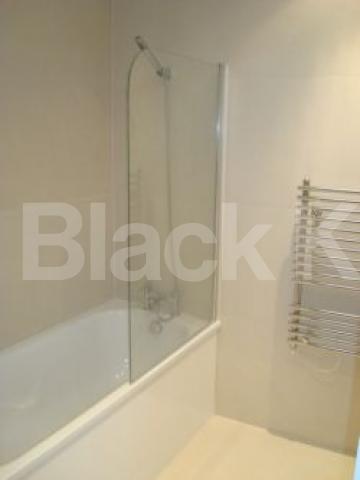 			PENTHOUSE MUST SEE !!, 2 Bedroom, 1 bath, 1 reception Flat			 Liverpool Road, Islington