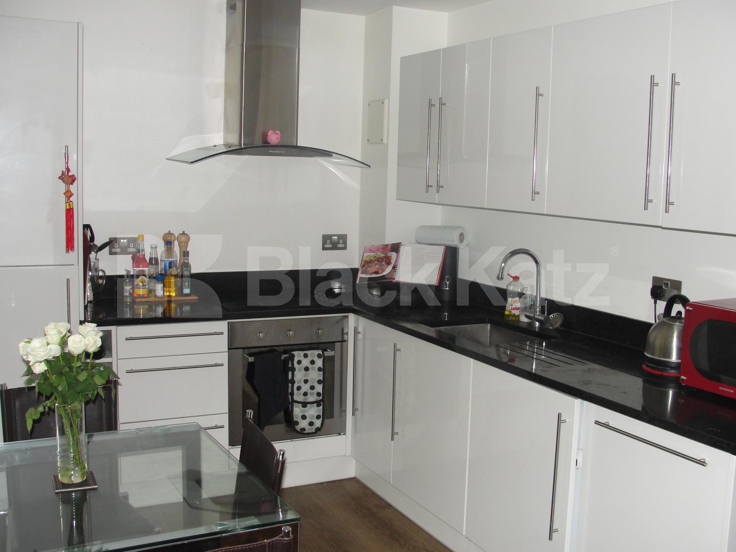 			NEW INSTRUCTION, 1 Bedroom, 1 bath, 1 reception Apartment			 Boulevard Mansions. Borough Road, Borough