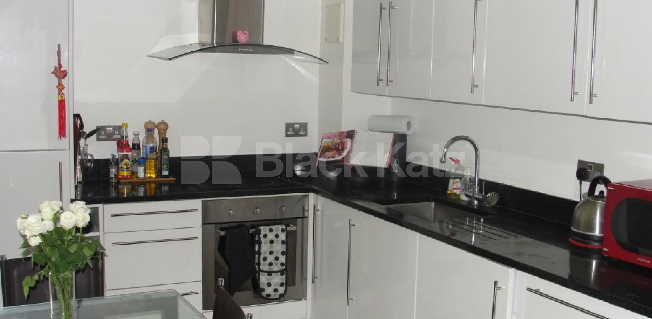 			UNDER OFFER , 1 Bedroom, 1 bath, 1 reception Apartment			 Boulevard Mansions. Borough Road, Borough