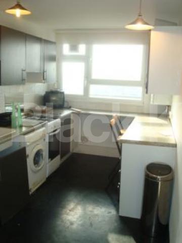 			1 Bedroom, 1 bath, 1 reception Flat			 Hall Street, ANGEL/ISLINGTON EC1V