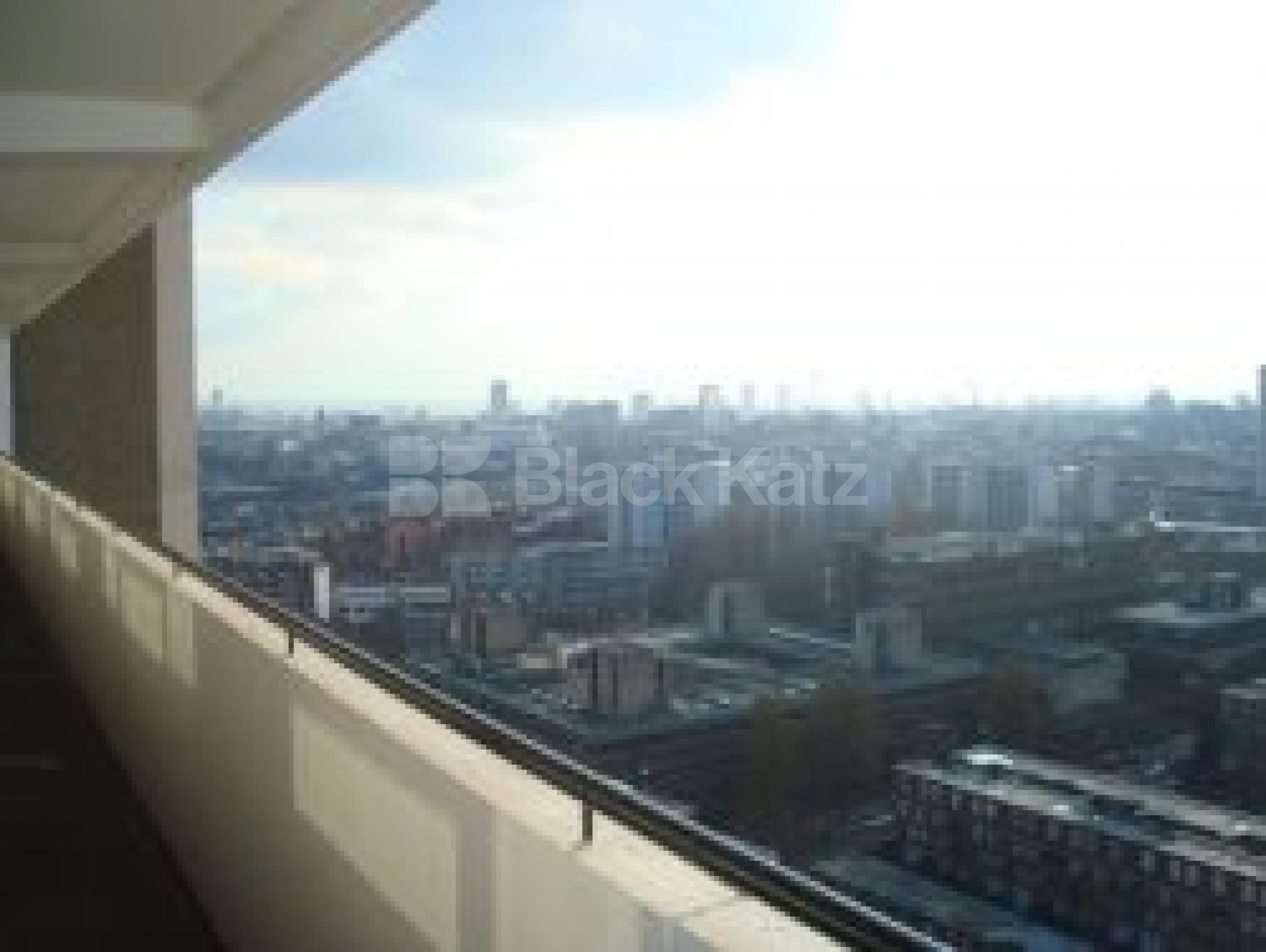 			1 Bedroom, 1 bath, 1 reception Flat			 Hall Street, ANGEL/ISLINGTON EC1V EC1V