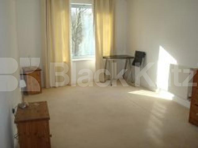 			LUXURY MUST SEE !!!, 2 Bedroom, 1 bath, 1 reception Flat			 Viewpoint, HIGHBURY N5