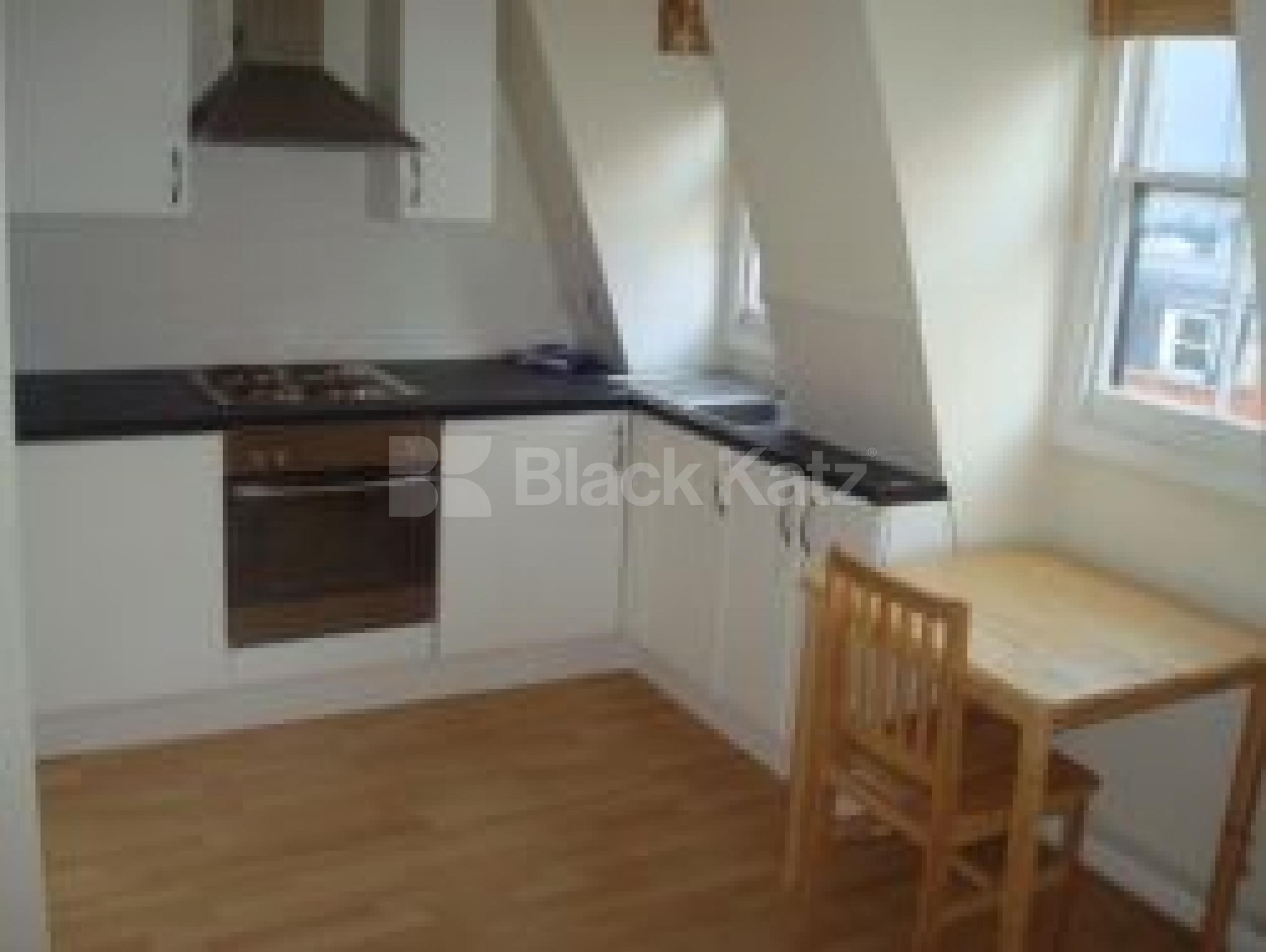 			1 Bedroom, 1 bath, 1 reception Flat			 Farringdon Road, CLERKENWELL/EXMOUTH MARKET EC1R EC1R