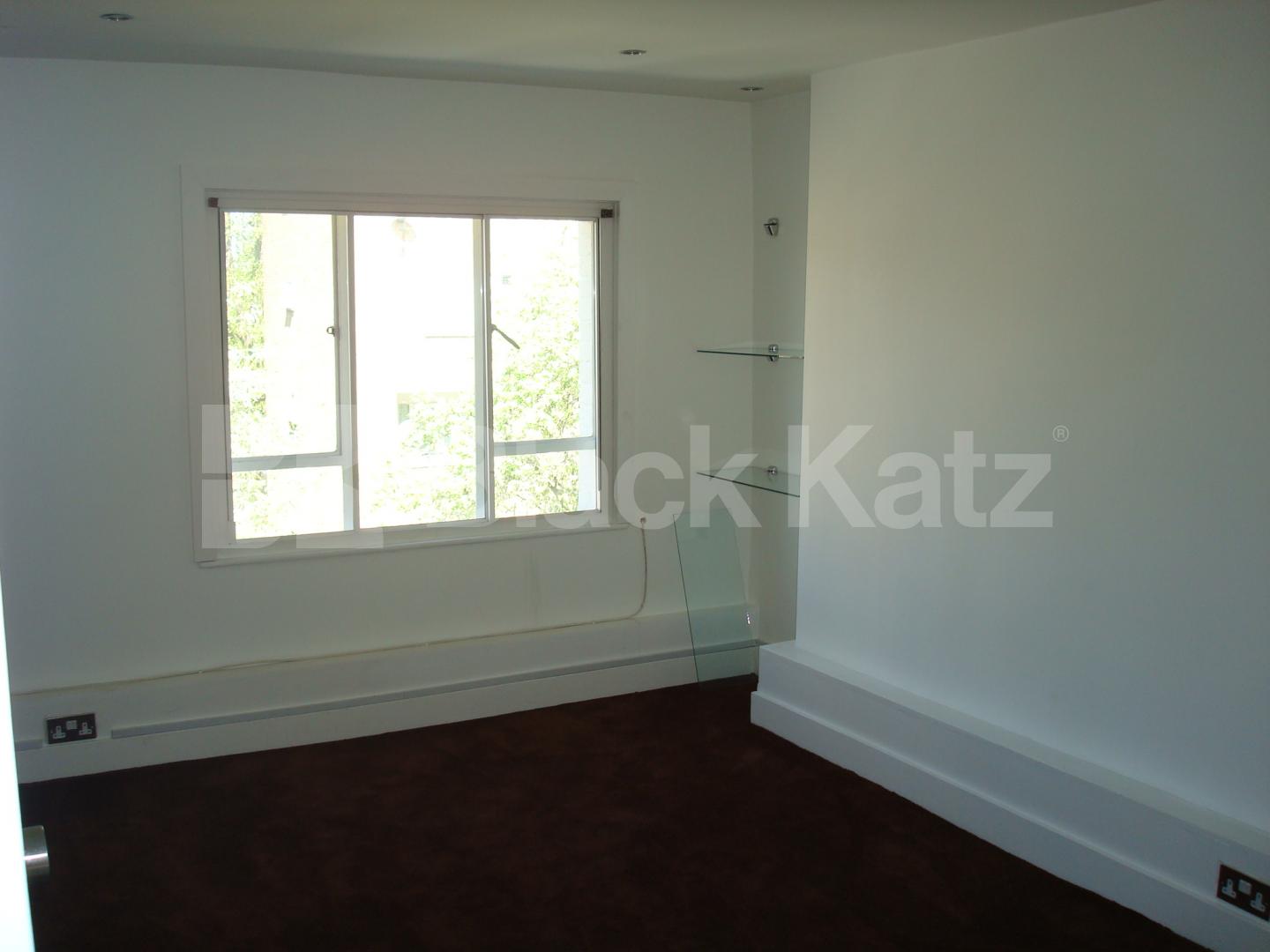 			1 Bedroom, 1 bath, 1 reception Flat			 Frampton street, EDGWARE ROAD/MARYLEBONE NW8