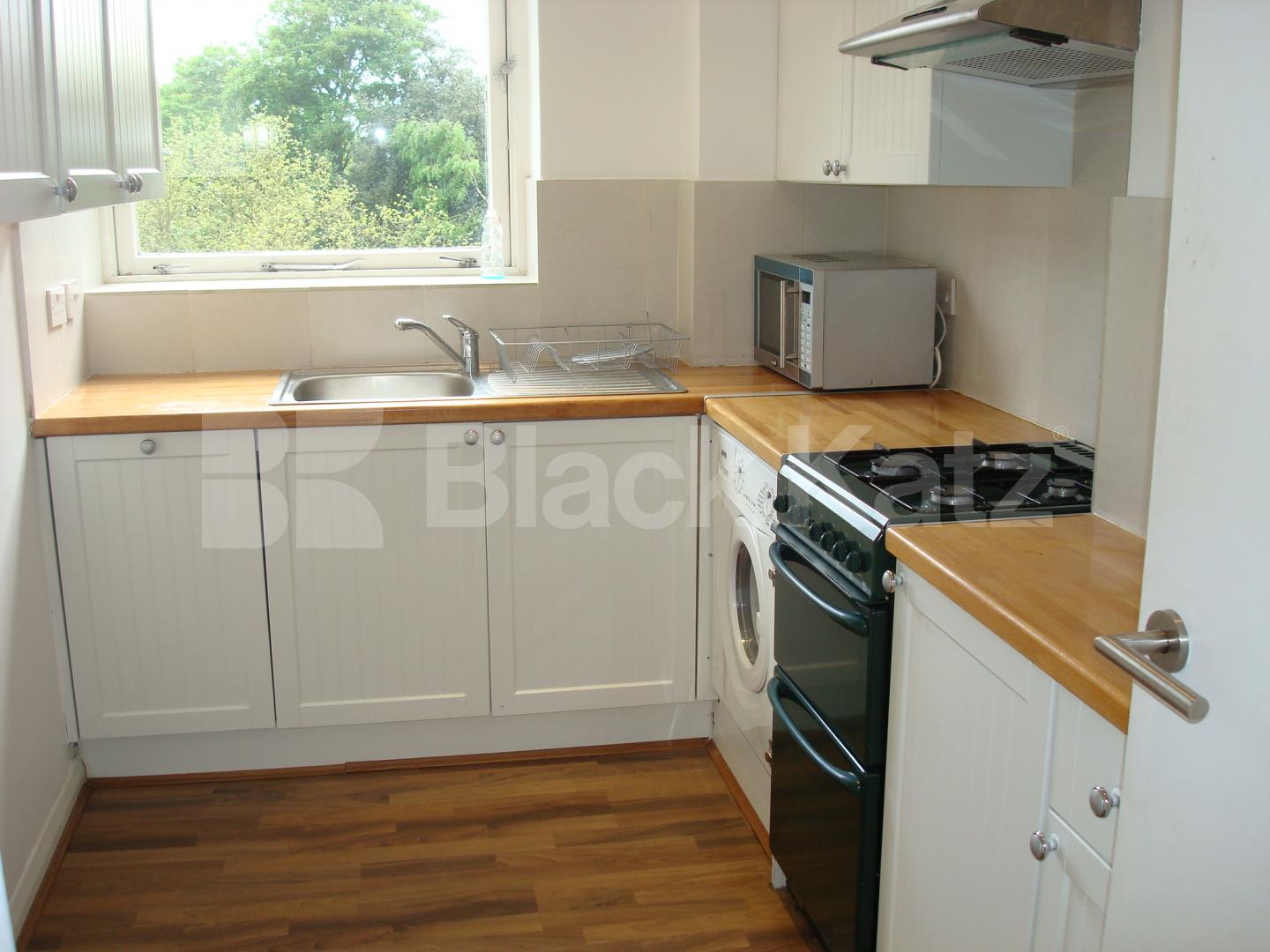 			New Instruction, 3 Bedroom, 1 bath, 1 reception Flat			 Branch Hill, HAMPSTEAD