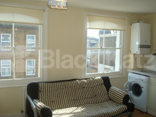 			1 Bedroom, 1 bath, 1 reception Flat			 Neville Road, STOKE NEWINGTON