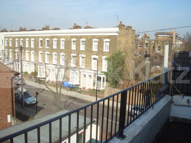 			1 Bedroom, 1 bath, 1 reception Flat			 Neville Road, STOKE NEWINGTON