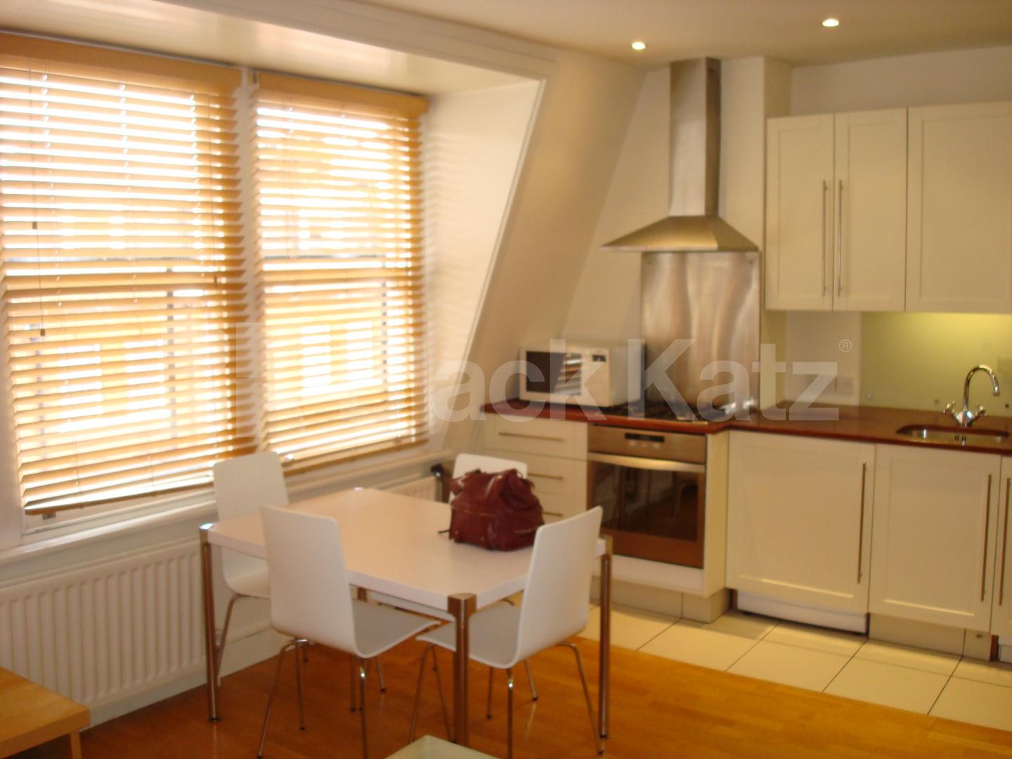 			Location Location Location!, 2 Bedroom, 1 bath, 1 reception Flat			 Great Titchfield Street, WEST END / SOHO W1