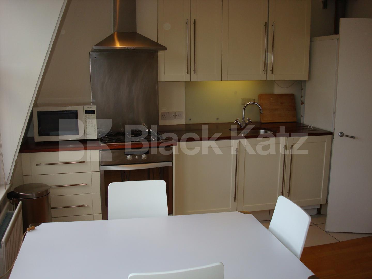 			Location Location Location!, 2 Bedroom, 1 bath, 1 reception Flat			 Great Titchfield Street, WEST END / SOHO W1