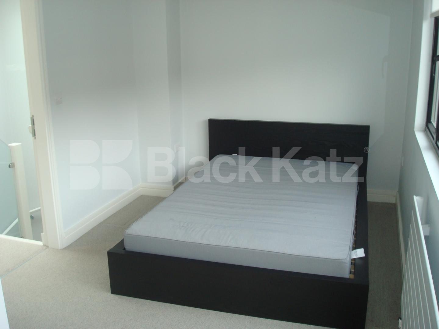 			Gorgeous Stunning and Beautiful........, 3 Bedroom, 1 bath, 1 reception Terraced House			 Mountgrove road, Finsbury park / Clissold park