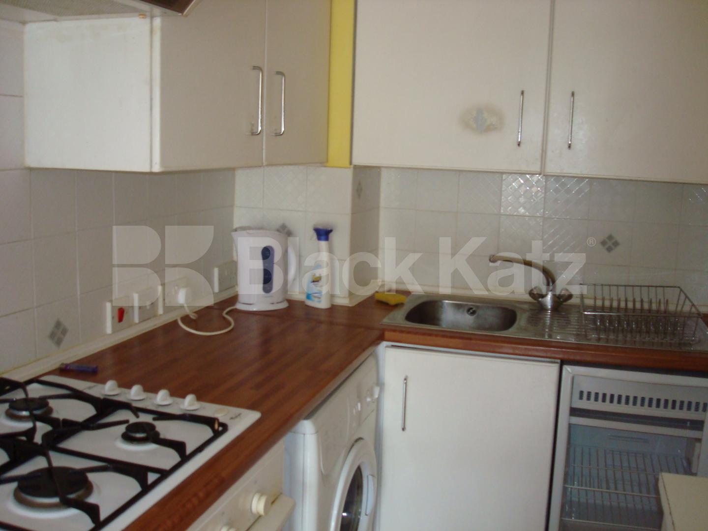 			New Instruction, 2 Bedroom, 1 bath, 1 reception Flat			 Hornsey Road, ARCHWAY