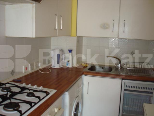 			New Instruction, 2 Bedroom, 1 bath, 1 reception Flat			 Hornsey Road, ARCHWAY