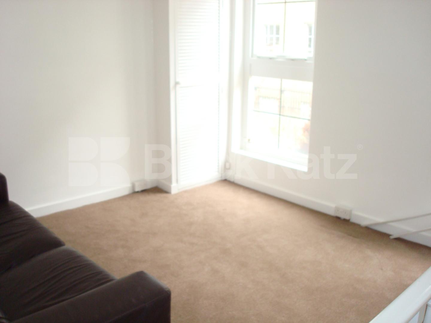 			location location location, 1 Bedroom, 1 bath, 1 reception Flat			 Eversholt Street, Camden