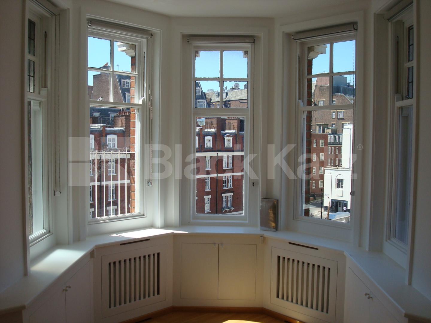 			Luxury Penthouse, 3 Bedroom, 1 bath, 1 reception Apartment			 Duke Street, BOND STREET