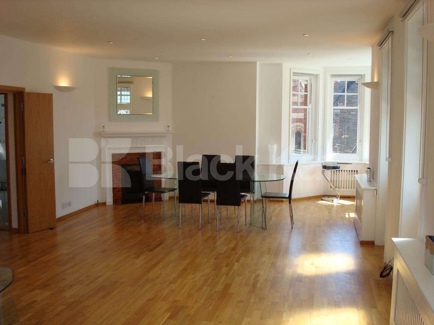 			Luxury Penthouse, 3 Bedroom, 1 bath, 1 reception Apartment			 Duke Street, BOND STREET