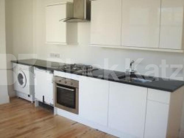 			LET!, 5 Bedroom, 1 bath, 1 reception Terraced House			 Wightman Road, Crouch End