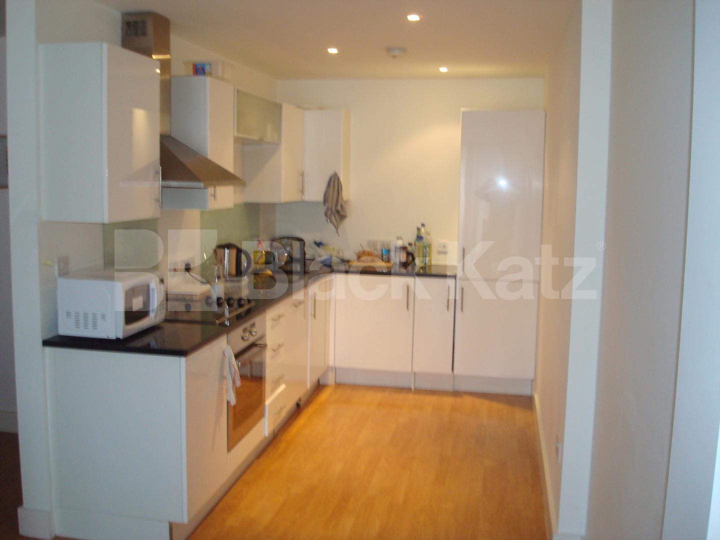 			NEW INSTRUCTION / VIEWINGS A MUST!!!!!, 1 Bedroom, 1 bath, 1 reception Flat			 Seward street, Clarkenwell / Angel