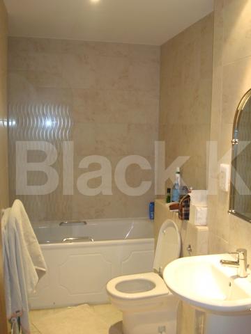 			NEW INSTRUCTION / VIEWINGS A MUST!!!!!, 1 Bedroom, 1 bath, 1 reception Flat			 Seward street, Clarkenwell / Angel