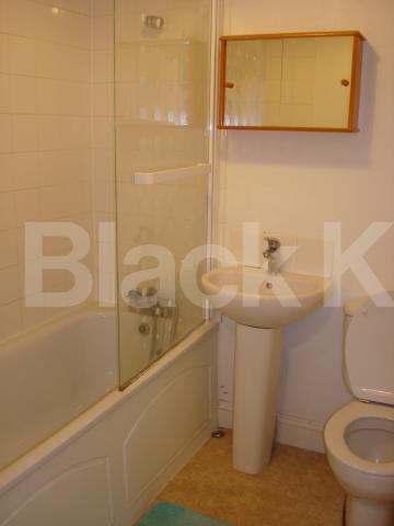 			1 Bedroom, 1 bath, 1 reception Flat			 Constantine Road, HAMPSTEAD HEATH