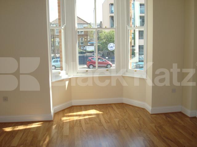 			1 Bedroom, 1 bath, 1 reception Ground Floor Maisonette			 Drayton Park, Drayton Park