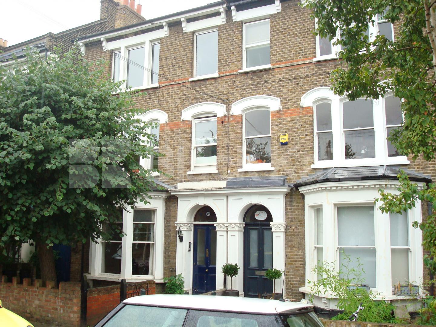 			Must be seen, 1 Bedroom, 1 bath, 1 reception Flat			 Yerbury Road, TUFNELL PARK