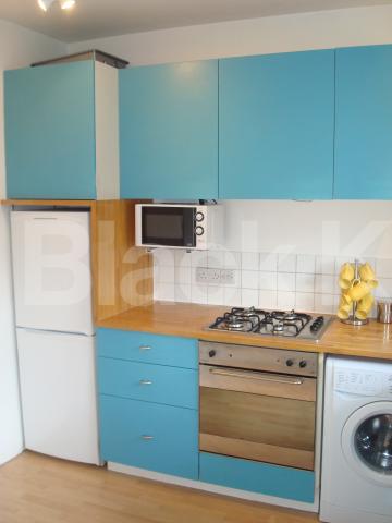 			2 Bedroom, 1 bath, 1 reception Flat			 Maygood Street, Angel