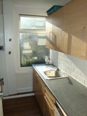 			2 Bedroom, 1 bath, 1 reception Flat			 Mortimer Road, KENSAL GREEN