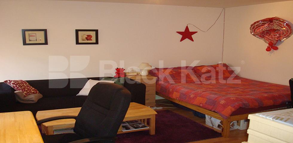 			Studio Apartment, 1 bath, 1 reception Studio			 Kentish Town Road, Camden
