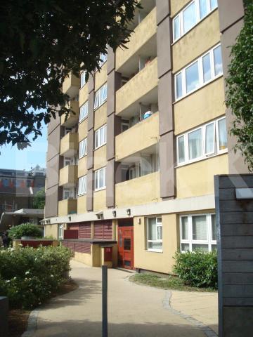 			1 Bedroom, 1 bath, 1 reception Flat			 Donegal Street, Angel/Islington